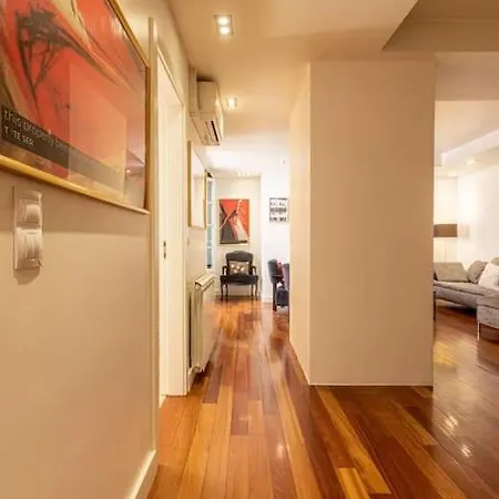 Chiado Deluxe Terrace 3 Bedroom 리스본