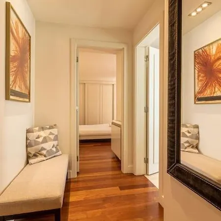 Chiado Deluxe Terrace 3 Bedroom * Lisbon