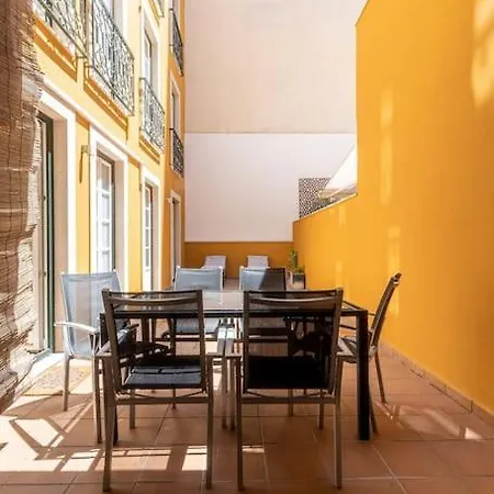 Chiado Deluxe Terrace 3 Bedroom Lisbon