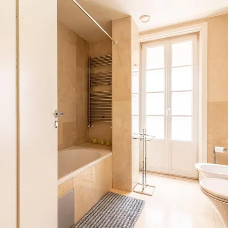 Chiado Deluxe Terrace 3 Bedroom Апартаменти *