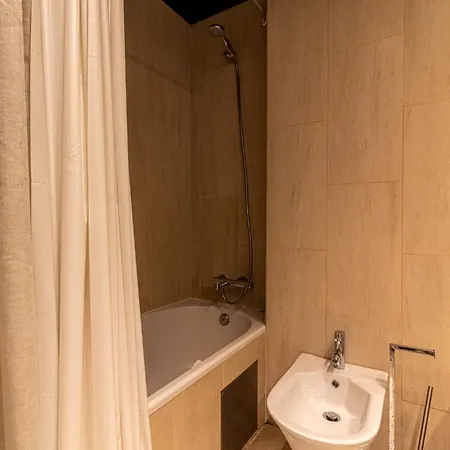 Апартаменти Chiado Deluxe Terrace 3 Bedroom