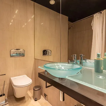 Chiado Deluxe Terrace 3 Bedroom Апартаменти *