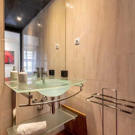 Chiado Deluxe Terrace 3 Bedroom *