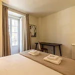 Chiado Deluxe Terrace 3 Bedroom Appartement