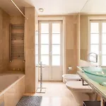 Appartement Chiado Deluxe Terrace 3 Bedroom *