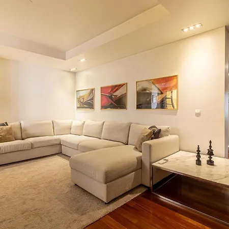 Chiado Deluxe Terrace 3 Bedroom Apartment