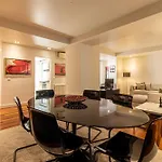 Chiado Deluxe Terrace 3 Bedroom Апартаменти