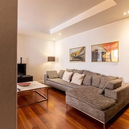 Chiado Deluxe Terrace 3 Bedroom * Lisboa