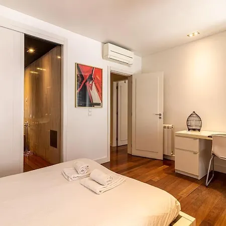 Chiado Deluxe Terrace 3 Bedroom * Lisboa