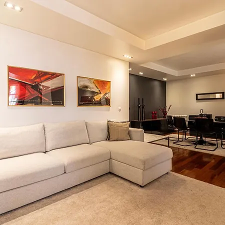 Appartamento Chiado Deluxe Terrace 3 Bedroom *